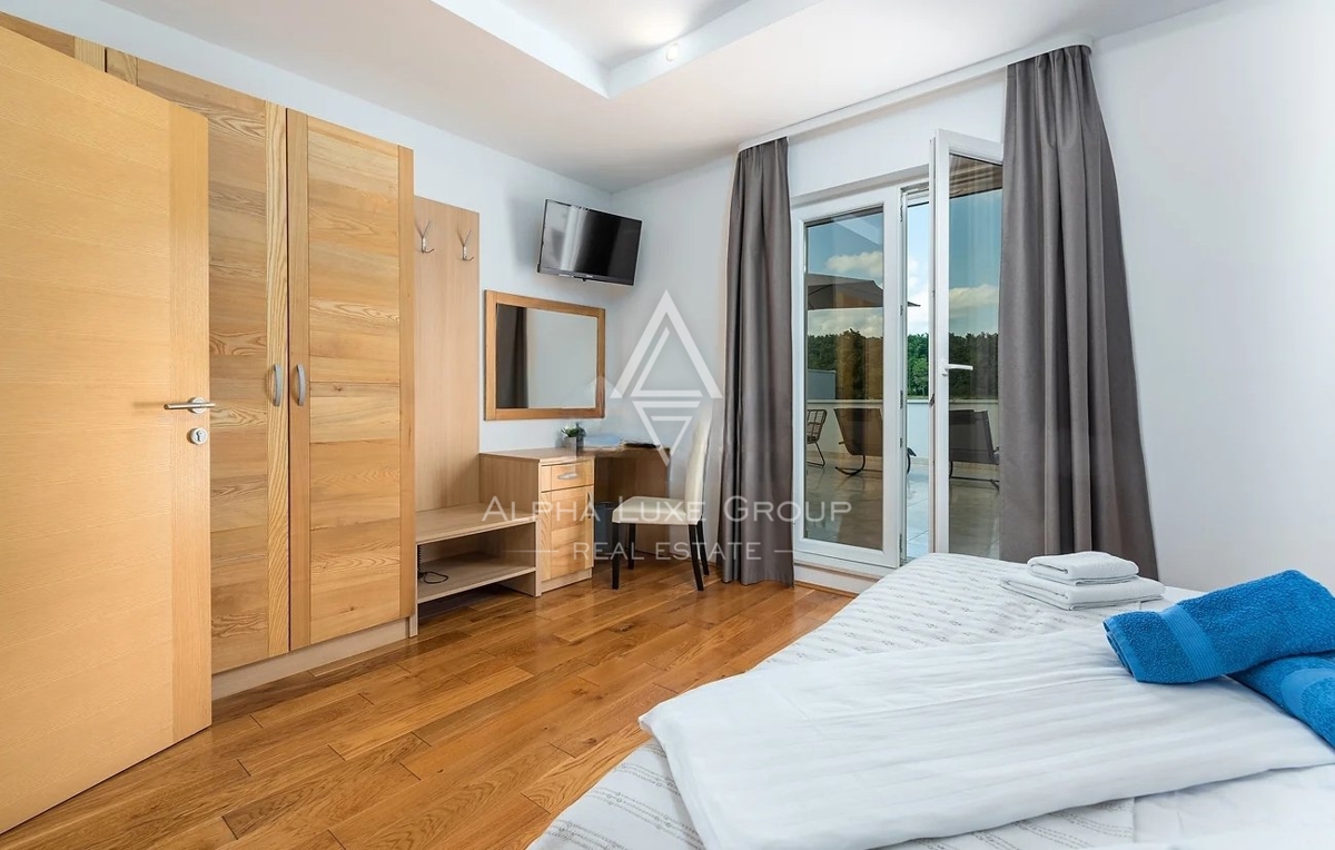 Istra, Žminj – Izjemna vila z notranjim bazenom in wellness oazo naprodaj