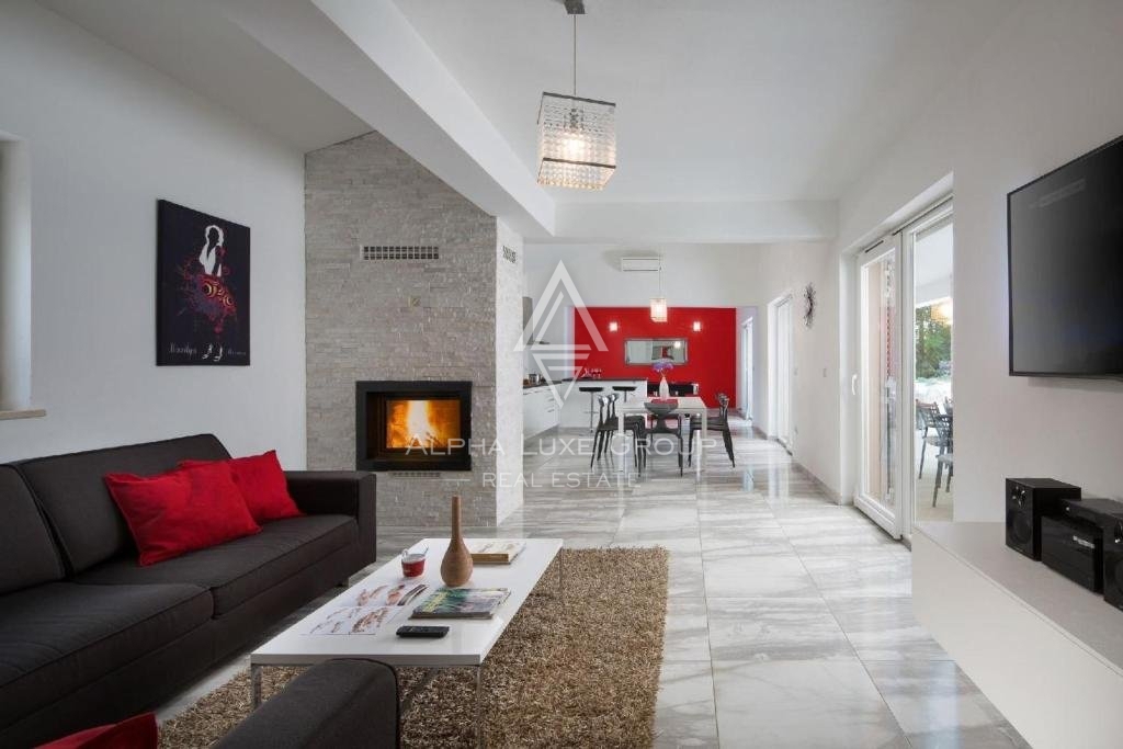 Edinstvena Vila z bazenom, Istra, Labin
