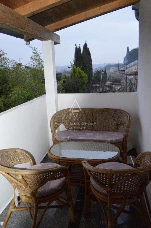 Pula, Istra: Hiša z dvema stanovanjema blizu mestnega središča