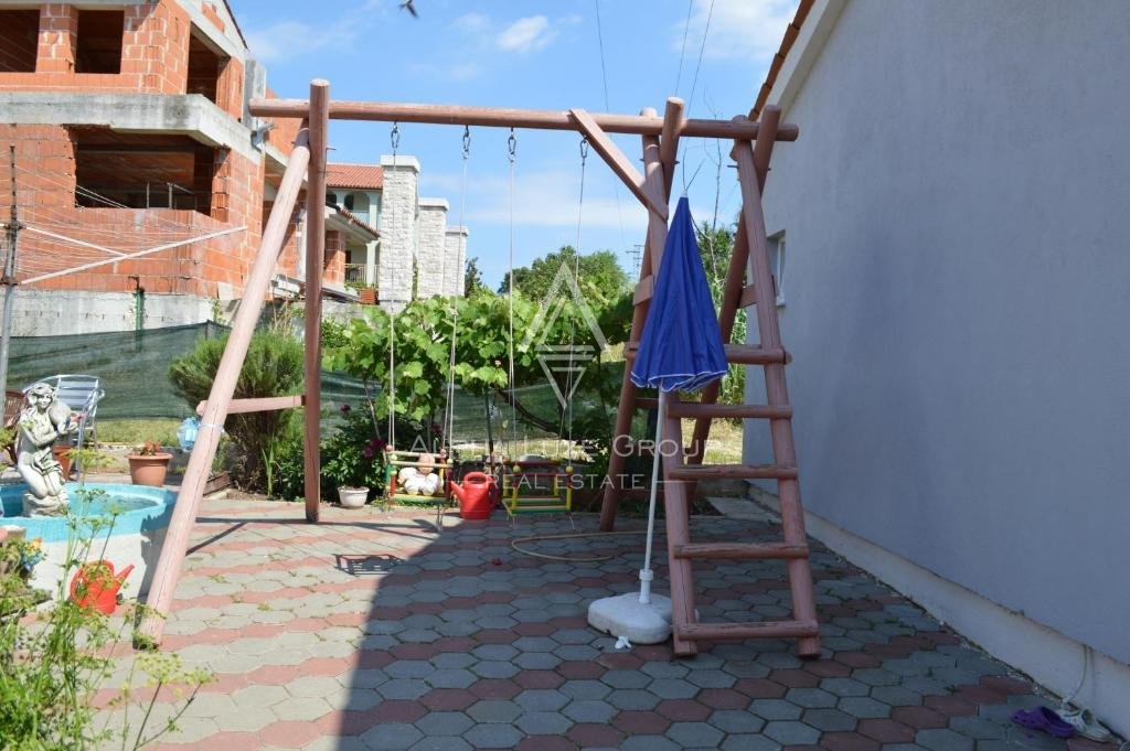 Pula, Istra: Hiša z dvema stanovanjema blizu mestnega središča