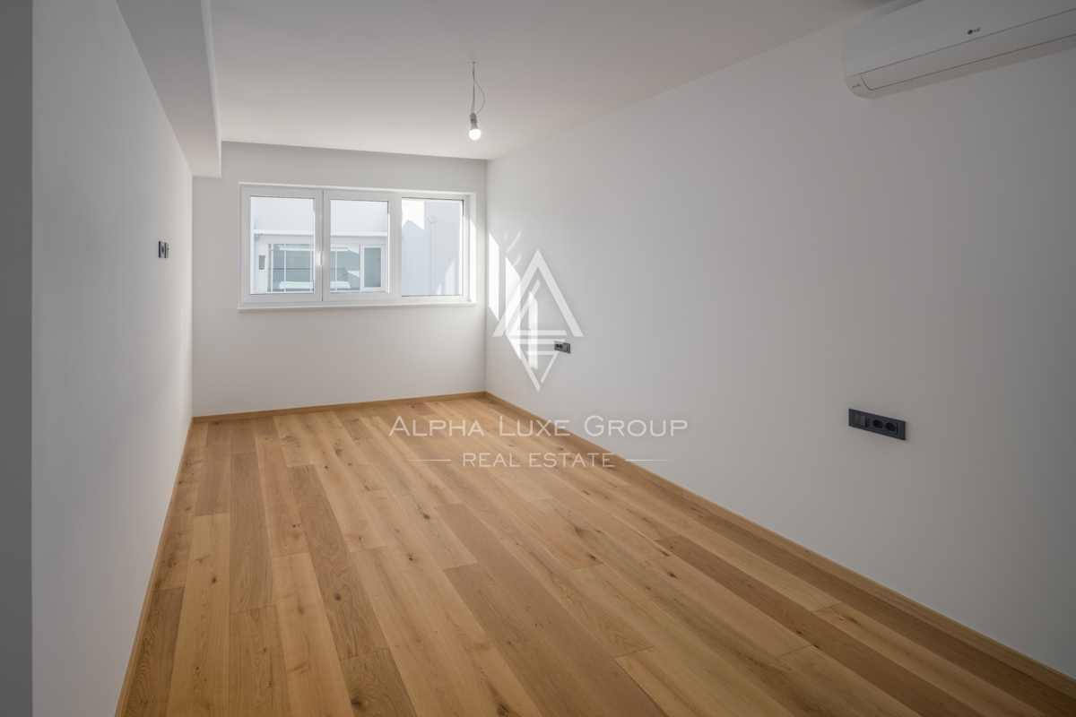 Prostorno stanovanje v novi stavbi s pogledom na morje, Rovinj, ISTRA