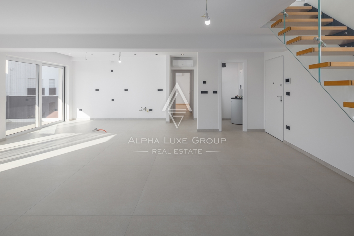 Prostorno stanovanje v novi stavbi s pogledom na morje, Rovinj, ISTRA