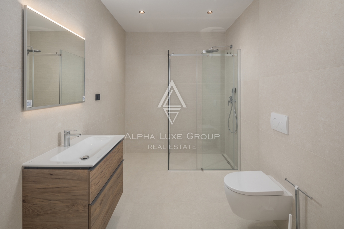 Prostorno stanovanje v novi stavbi s pogledom na morje, Rovinj, ISTRA