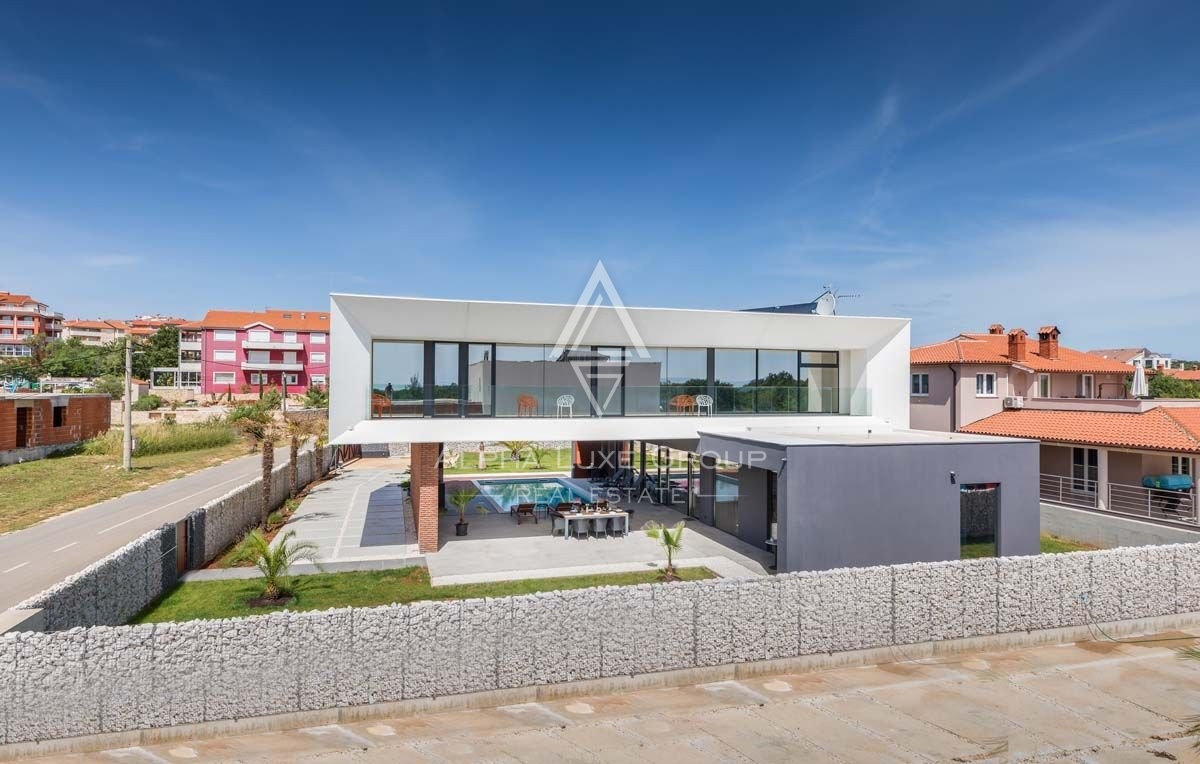 Edinstvena moderna vila z bazenom, Ližnjan, ISTRA