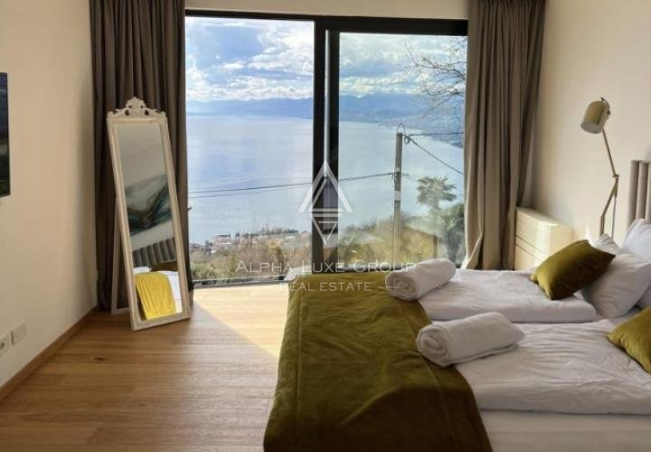 Čudovita Vila z bazenom, Opatija