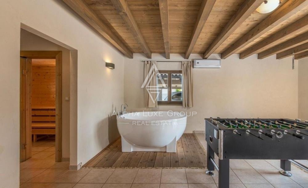Svetvinčenat, Istra: Na prodaj resort s 6 vilami in bazeni