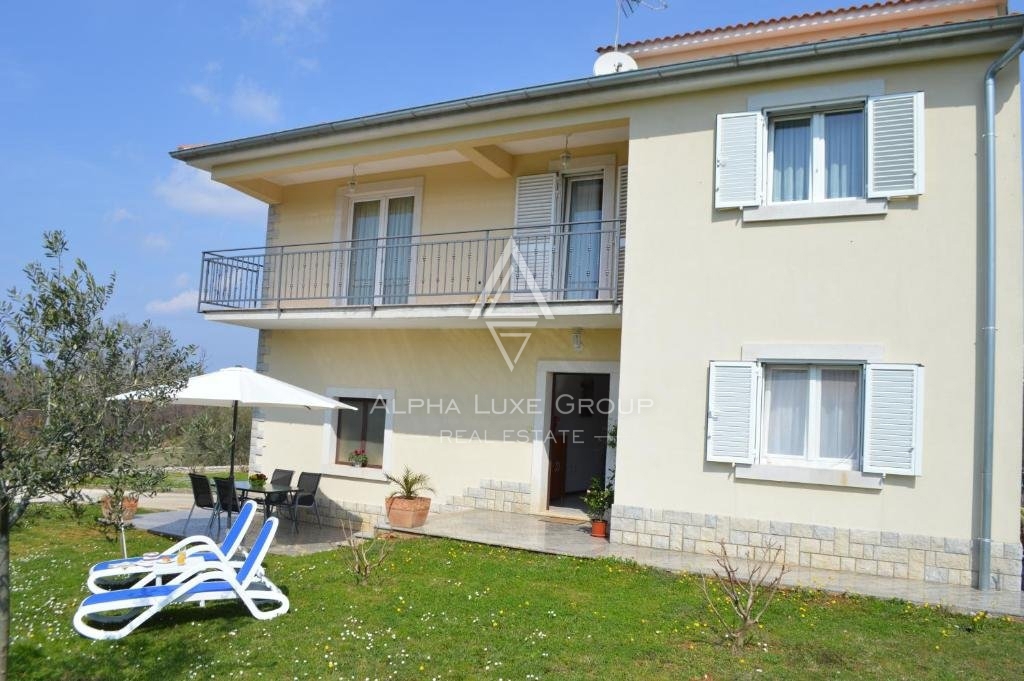 Hiša z dvema apartmajema, Istra, Poreč