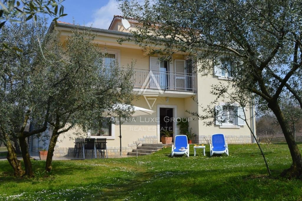 Hiša z dvema apartmajema, Istra, Poreč