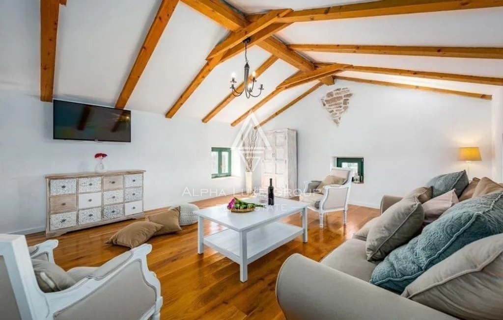 Čudovita rustikalna vila z bazenom, Istra Barban