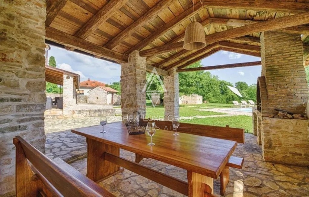 Čudovita rustikalna vila z bazenom, Istra Barban