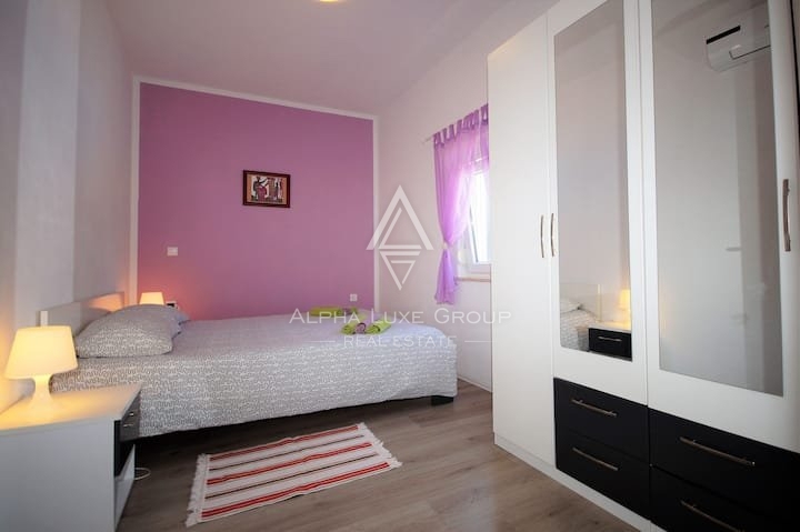 Lepa pritlična hiša z bazenom, Istra, Marčana