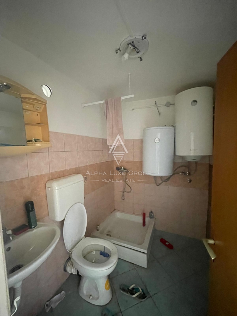 Nedešćina, Istra – Prenovljena hiša s tremi etažami