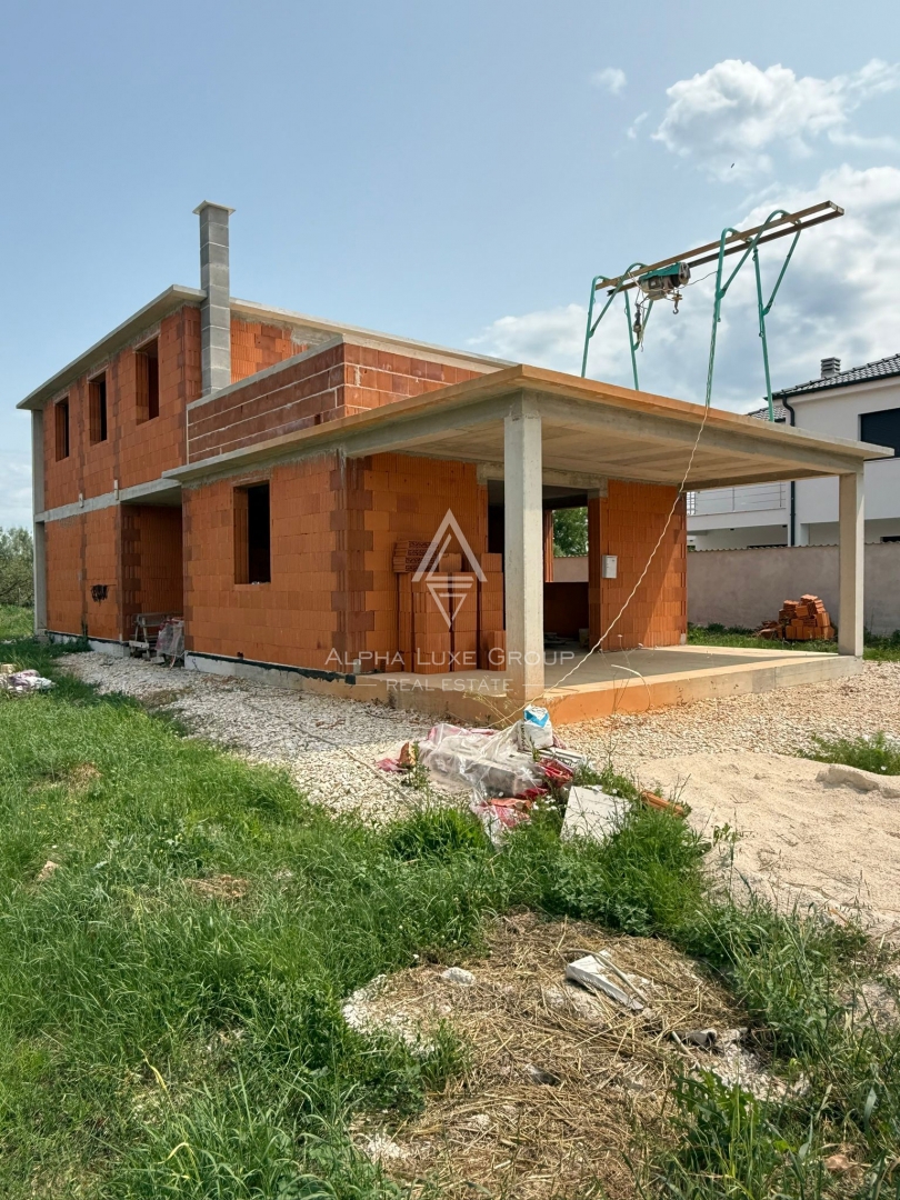 Marija na Krasu, Istra: Hiša s pogledom na morje