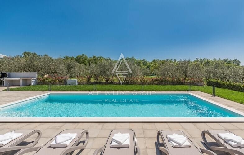 Hiša Novigrad, 248m2