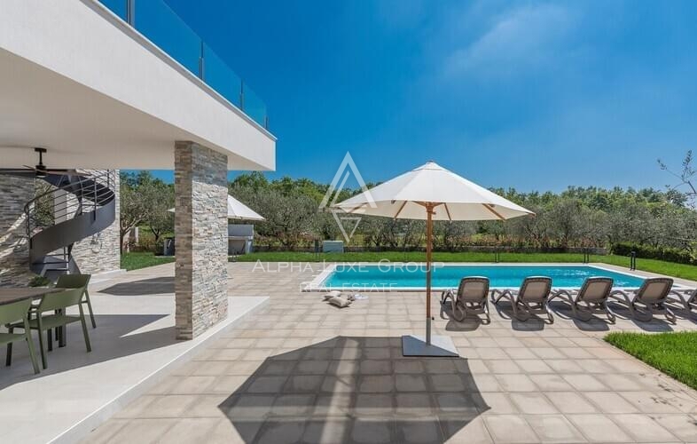 Hiša Novigrad, 248m2