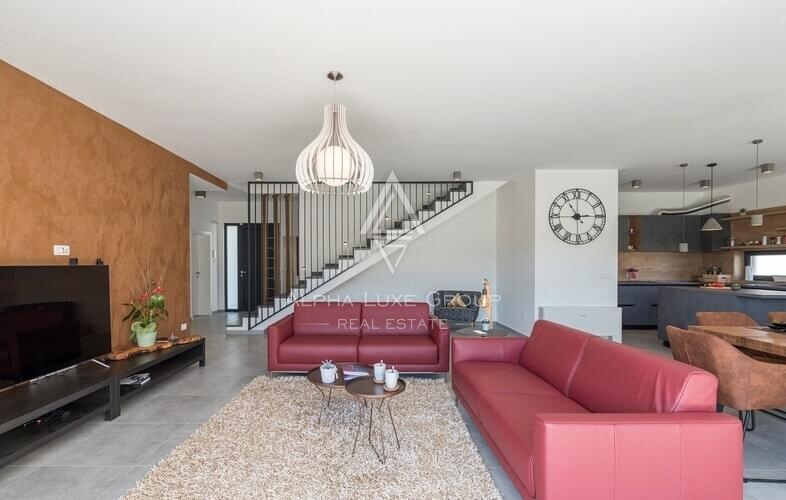 Hiša Novigrad, 248m2