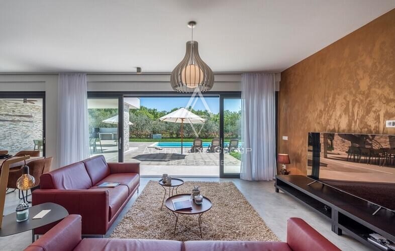 Hiša Novigrad, 248m2