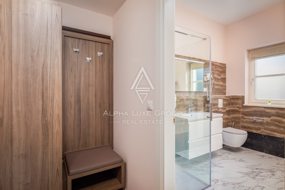 Istra, Svetvinčenat: Elegantna vila z bazenom in spa