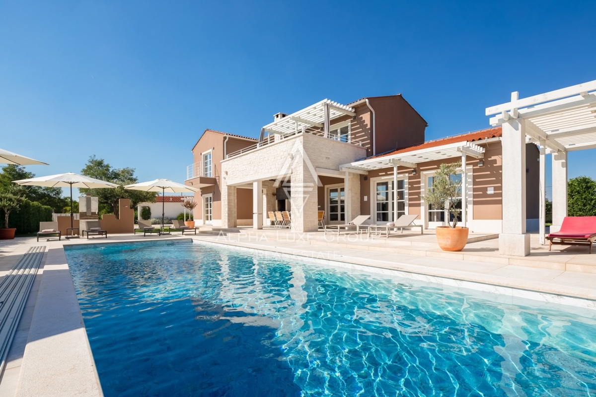 Istra, Svetvinčenat: Elegantna vila z bazenom in spa