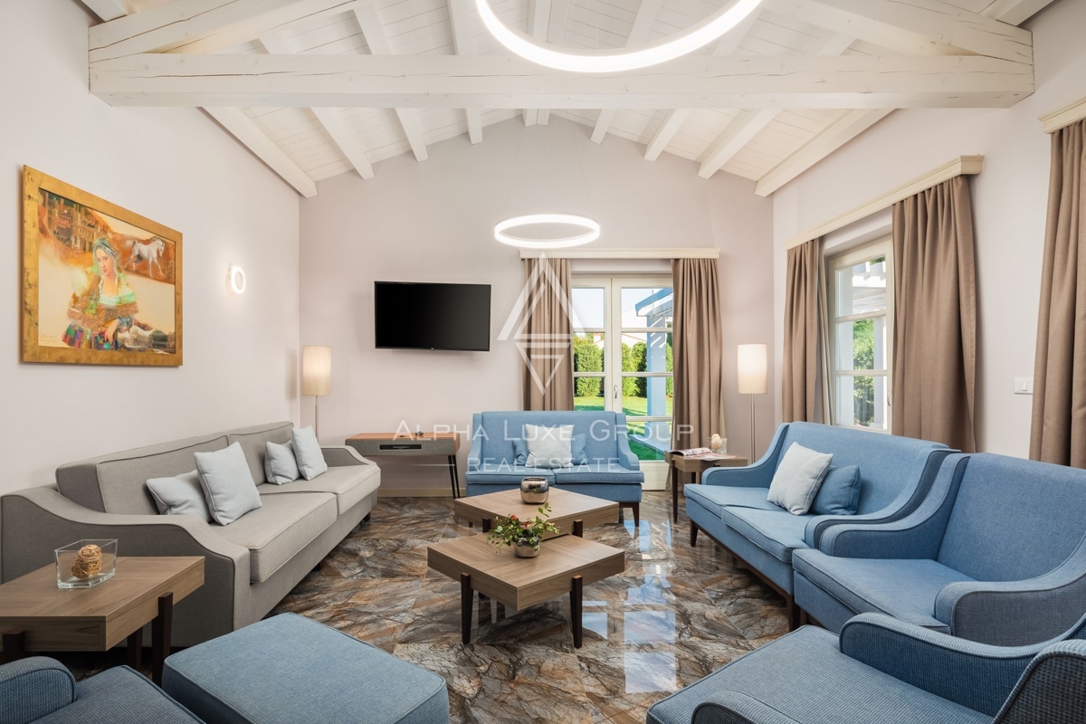 Istra, Svetvinčenat: Elegantna vila z bazenom in spa