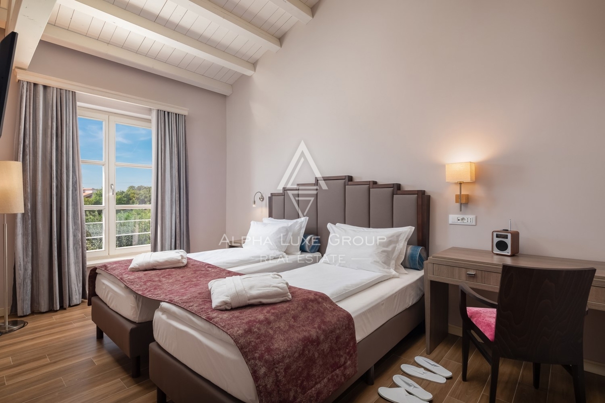 Istra, Svetvinčenat: Elegantna vila z bazenom in spa