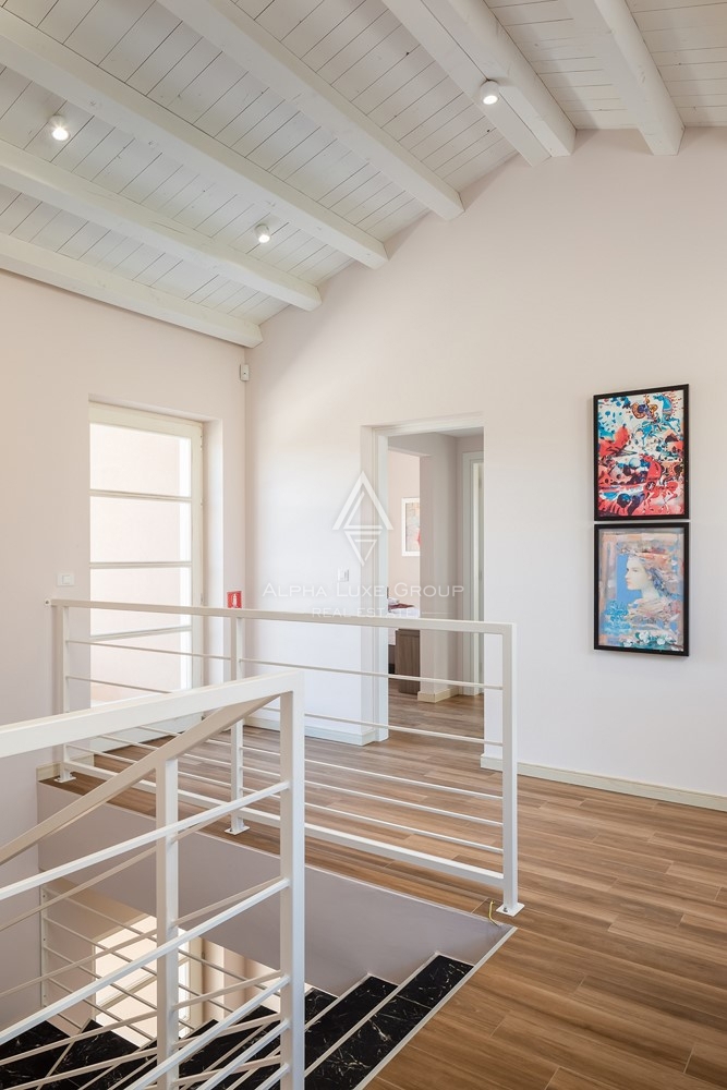 Istra, Svetvinčenat: Elegantna vila z bazenom in spa