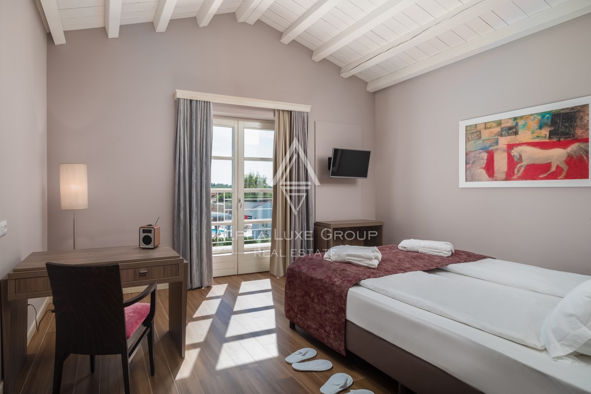 Istra, Svetvinčenat: Elegantna vila z bazenom in spa