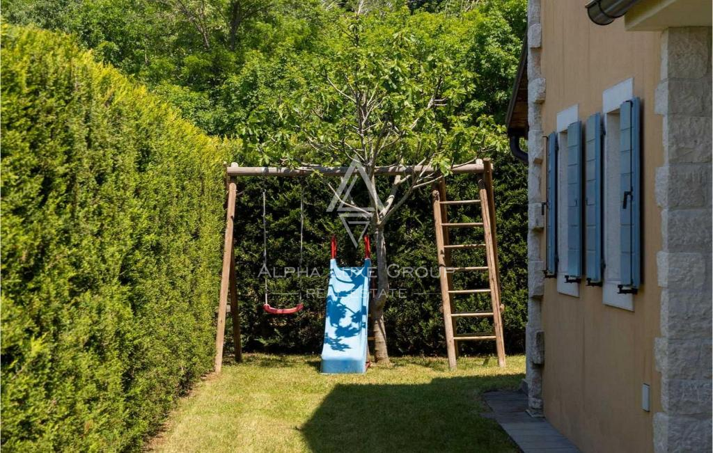 Istra, Tinjan: Podeželska hiša z zasebnim bazenom