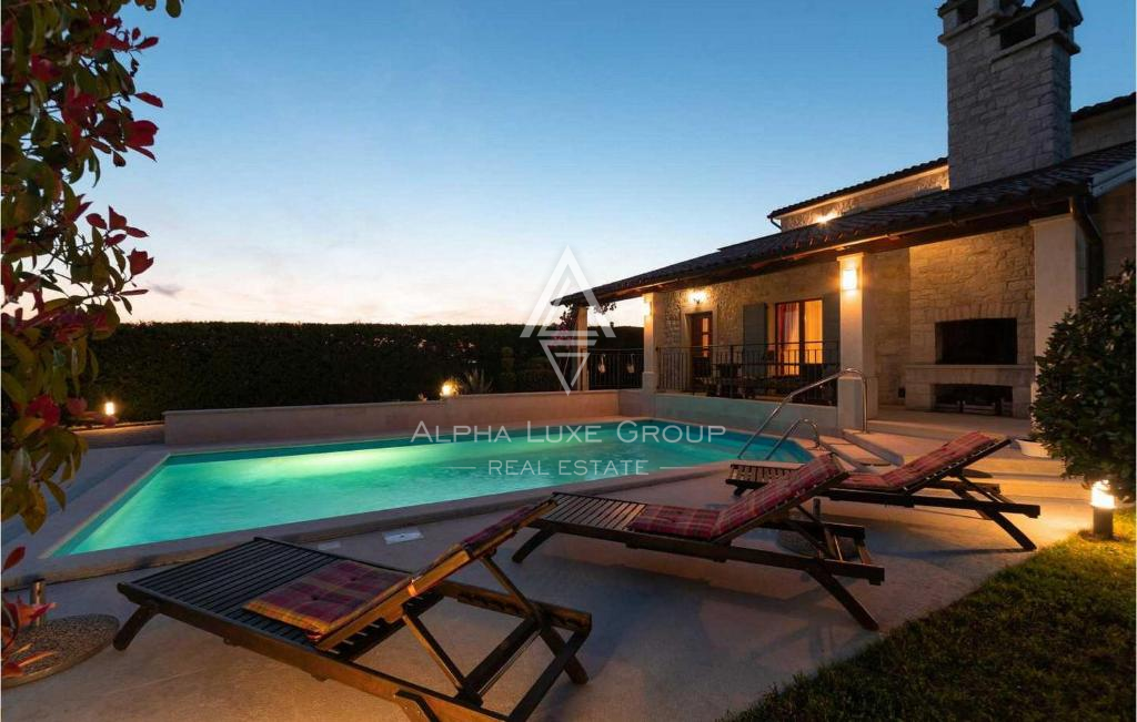 Istra, Tinjan: Podeželska hiša z zasebnim bazenom