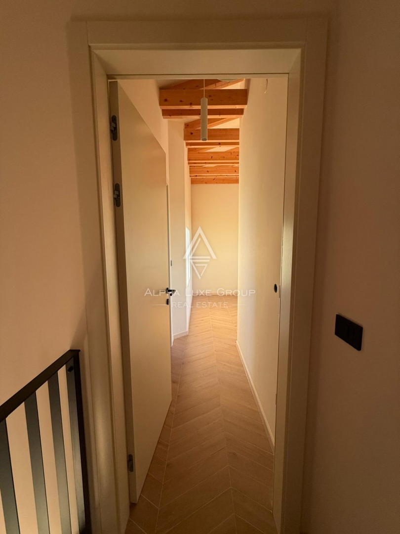 Istra, Momjan: Ekskluzivna tradicionalna kamnita hiša