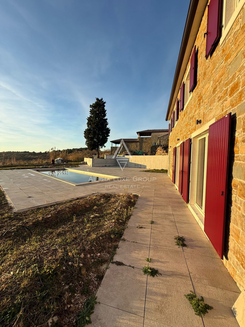 Istra, Momjan: Ekskluzivna tradicionalna kamnita hiša