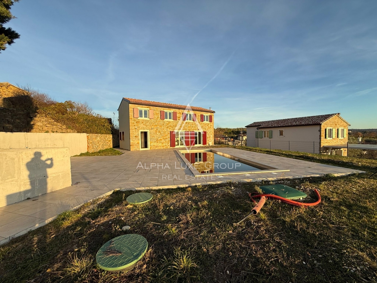 Istra, Momjan: Ekskluzivna tradicionalna kamnita hiša