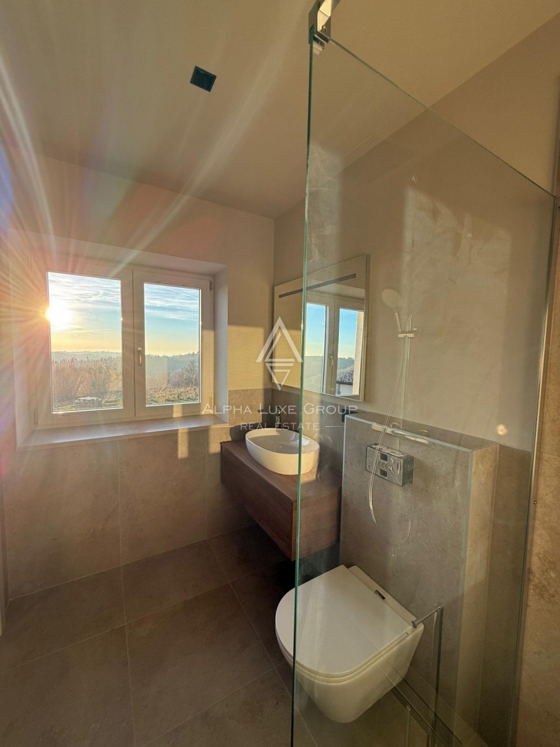 Istra, Momjan: Ekskluzivna tradicionalna kamnita hiša