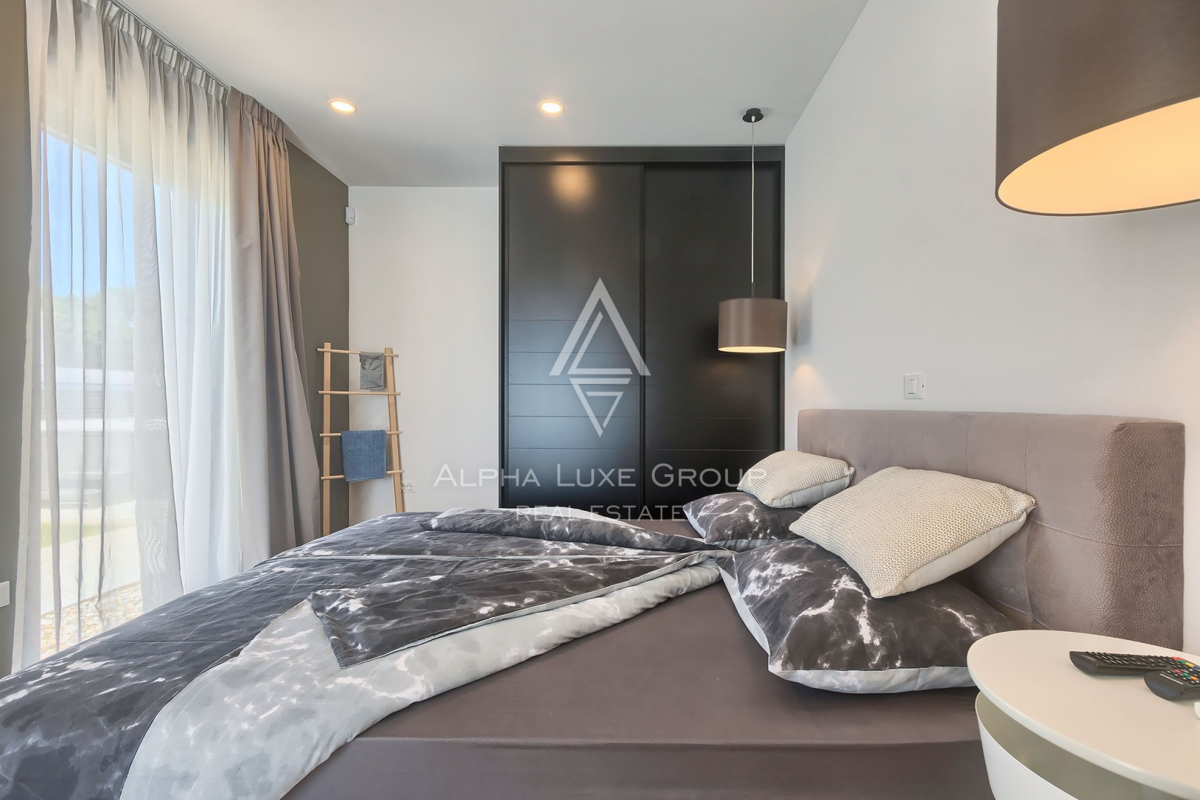 Istra, Vodnjan: Elegantna vila z ogrevanim bazenom