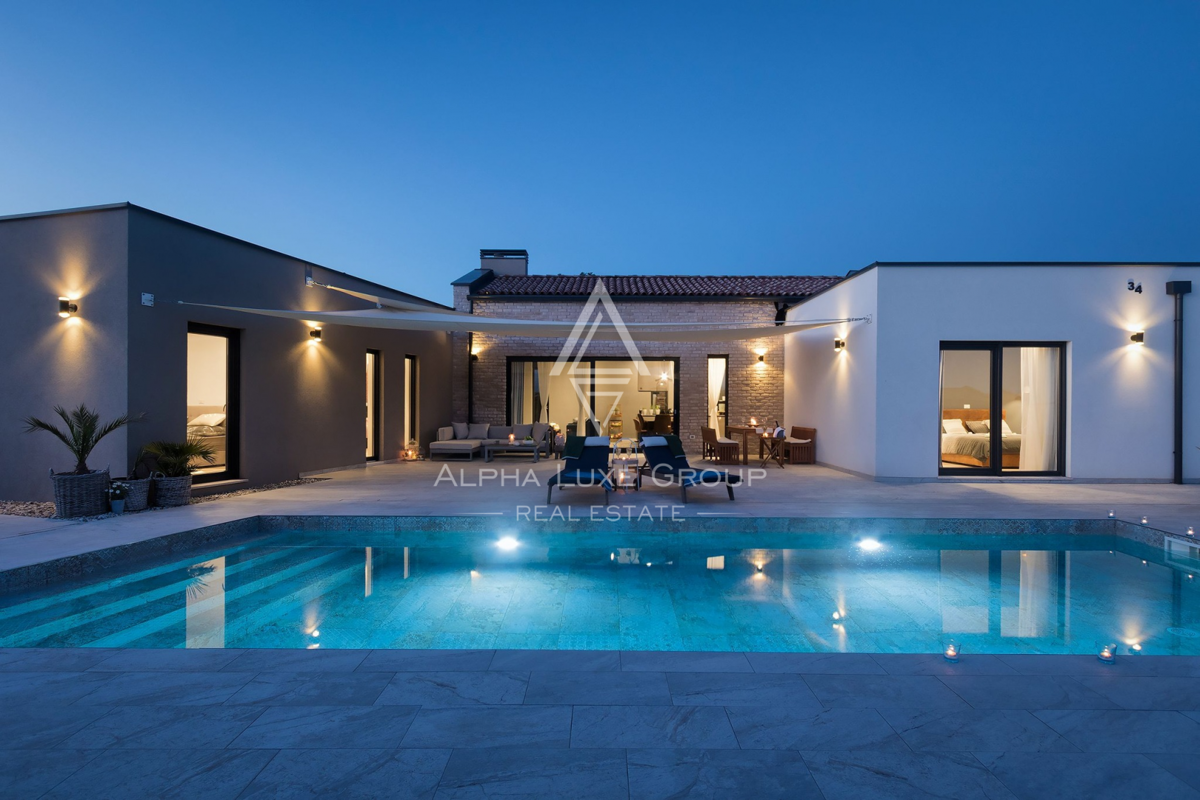 Istra, Vodnjan: Elegantna vila z ogrevanim bazenom