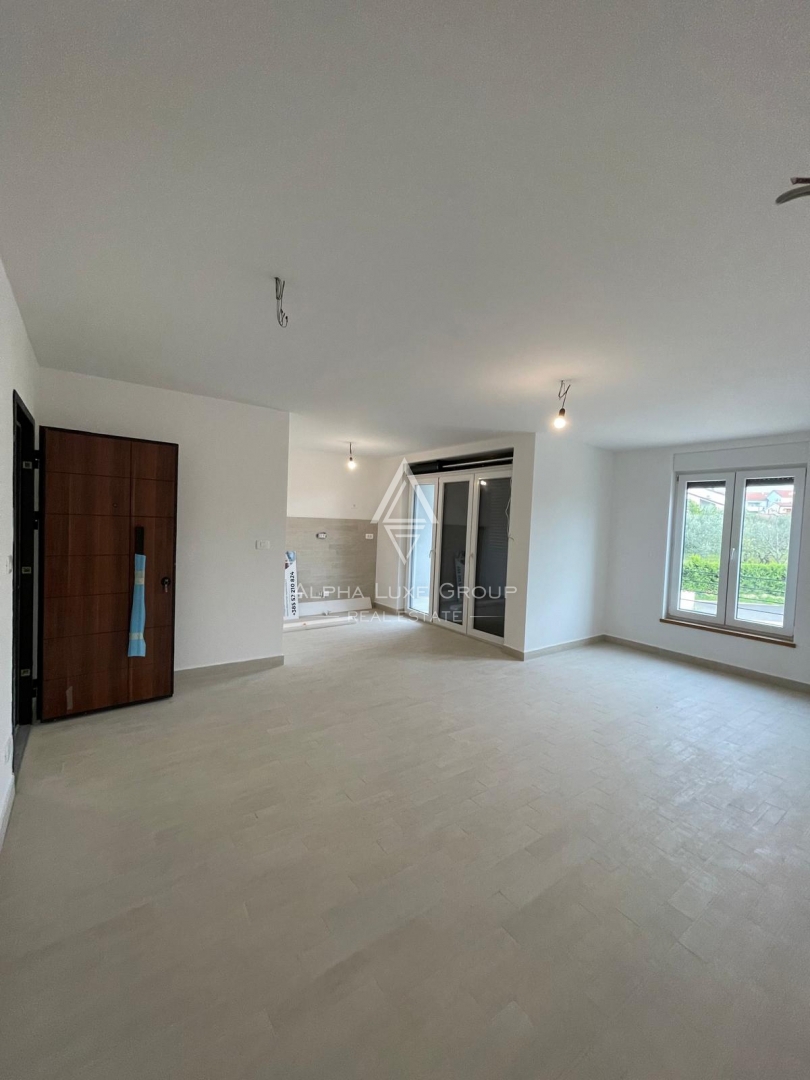 Istra, Umag: Nov stan z dvigalom v Bašaniji