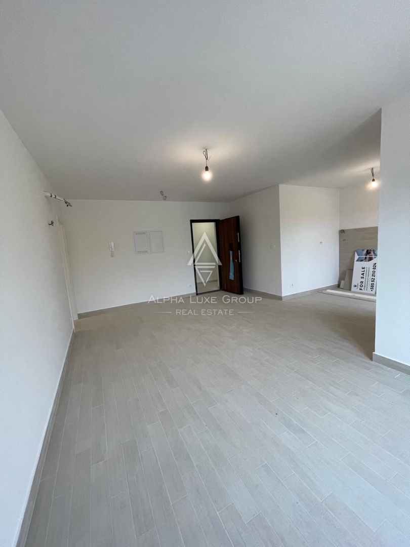 Istra, Umag: Nov stan z dvigalom v Bašaniji