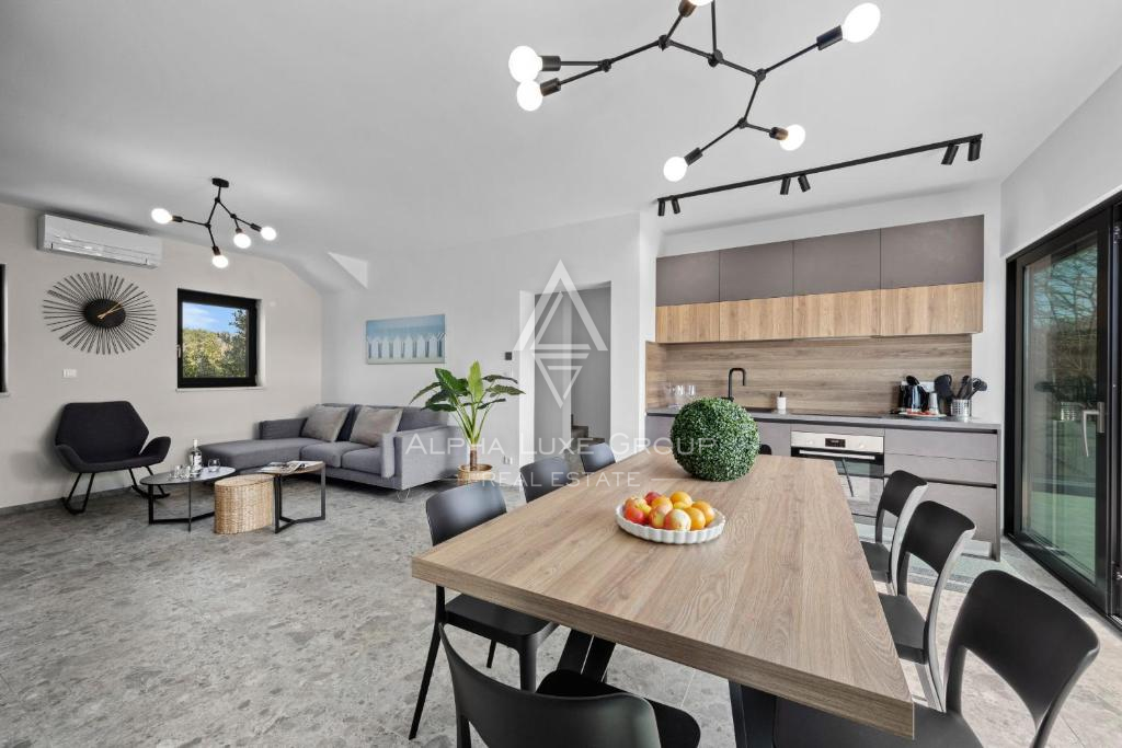 Istra, Banjole: Moderna vila blizu morja