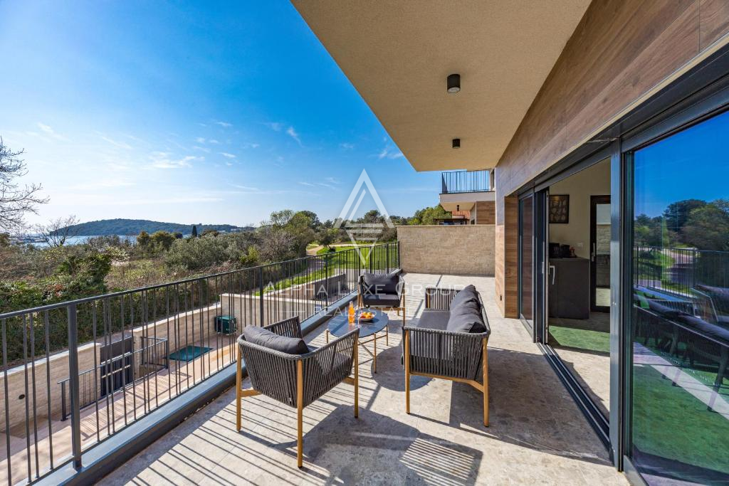 Istra, Banjole: Moderna vila blizu morja