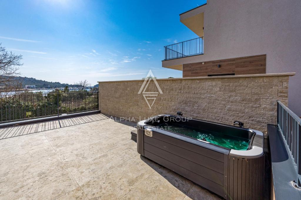 Istra, Banjole: Moderna vila blizu morja