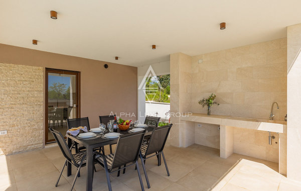 Istra, Krnica: Sodobna vila s pogledom na morje