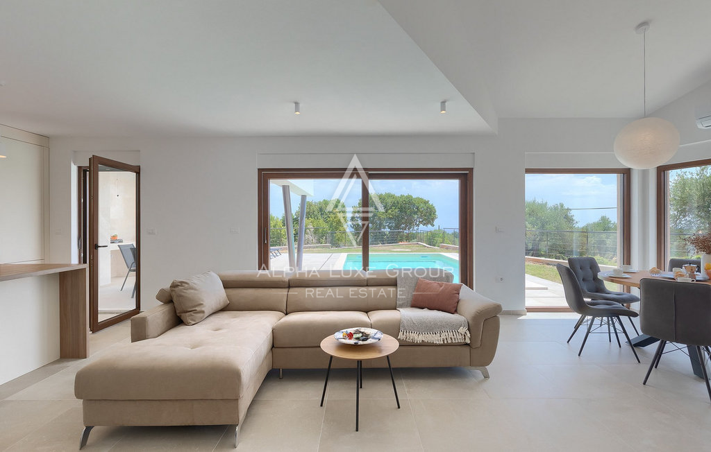 Istra, Krnica: Sodobna vila s pogledom na morje