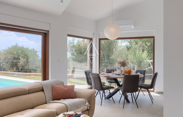 Istra, Krnica: Sodobna vila s pogledom na morje