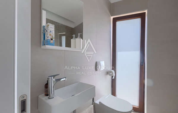 Istra, Krnica: Sodobna vila s pogledom na morje