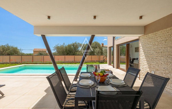 Istra, Krnica: Sodobna vila s pogledom na morje