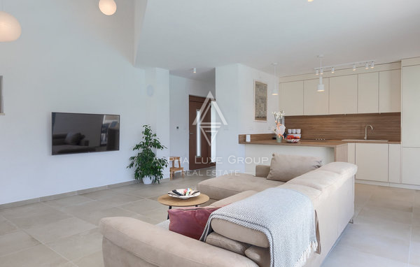 Istra, Krnica: Sodobna vila s pogledom na morje