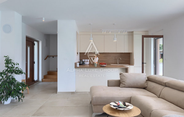 Istra, Krnica: Sodobna vila s pogledom na morje