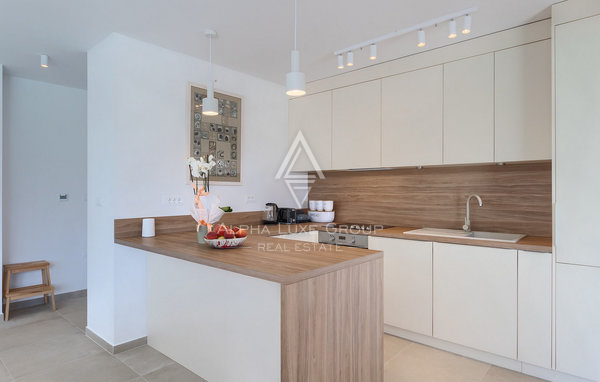 Istra, Krnica: Sodobna vila s pogledom na morje