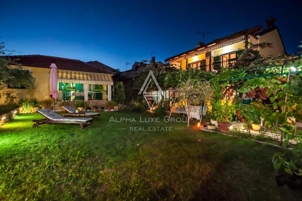 Istra, Rovinj – Apartmajska hiša na mirni lokaciji z odličnim potencialom za oddajo