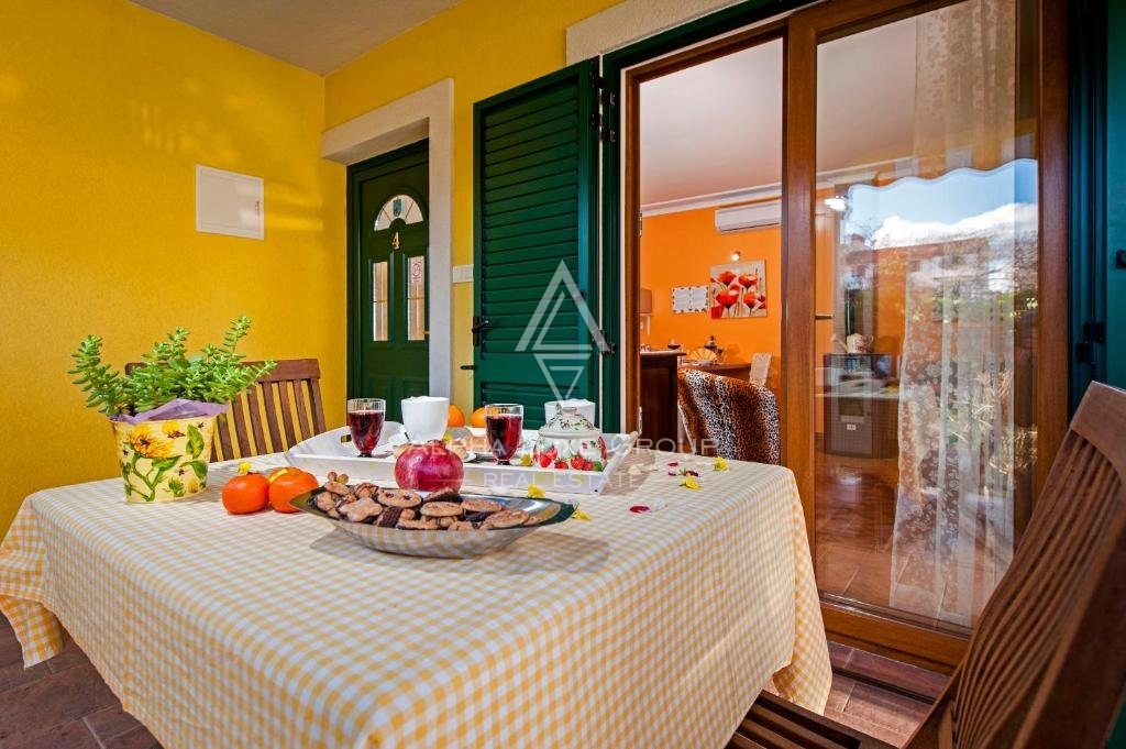 Istra, Rovinj – Apartmajska hiša na mirni lokaciji z odličnim potencialom za oddajo